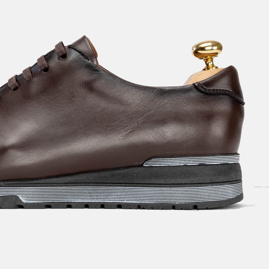 Volzak 5154 Basket en cuir Marron