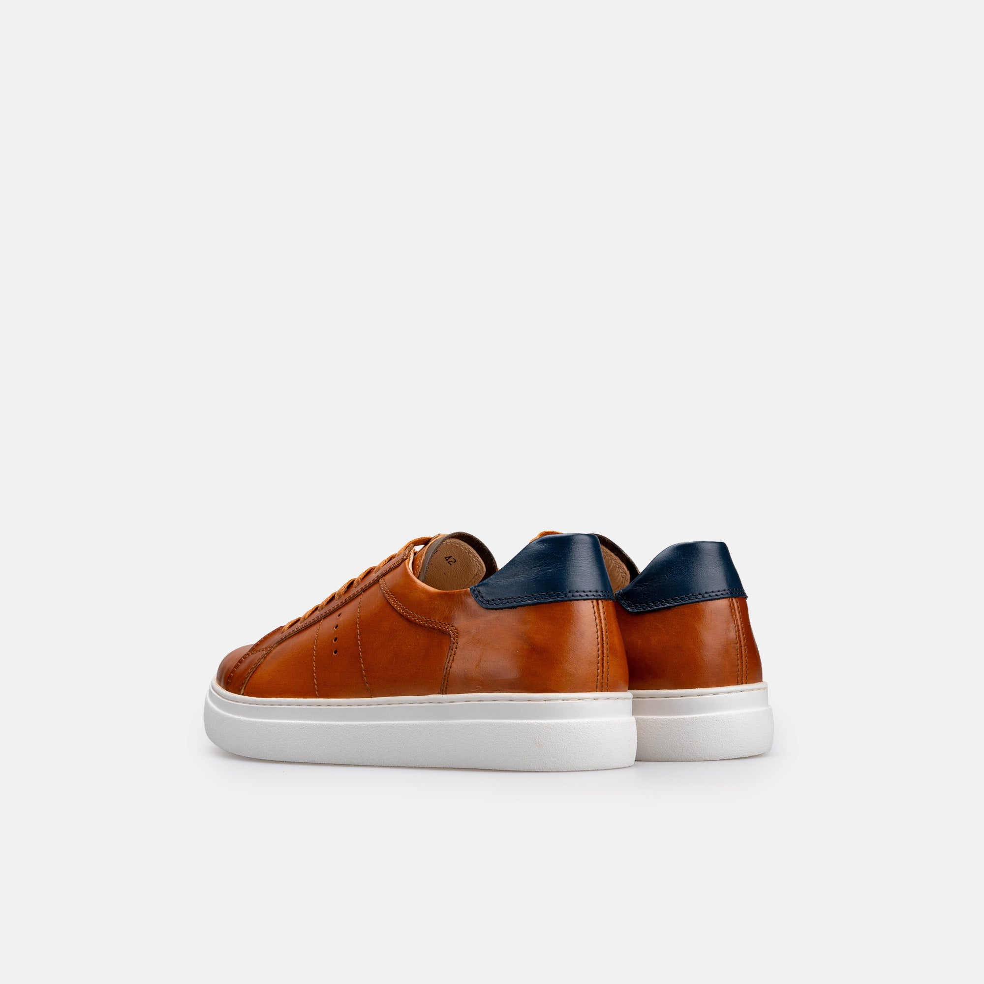 Volzak 7011 basket en cuir Camel