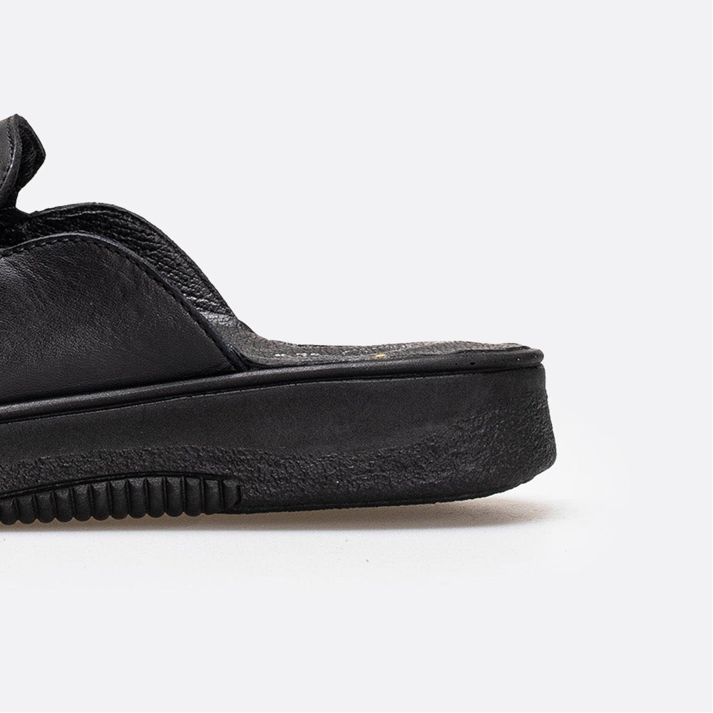 Volzak 5400 Sabot en cuir Noir