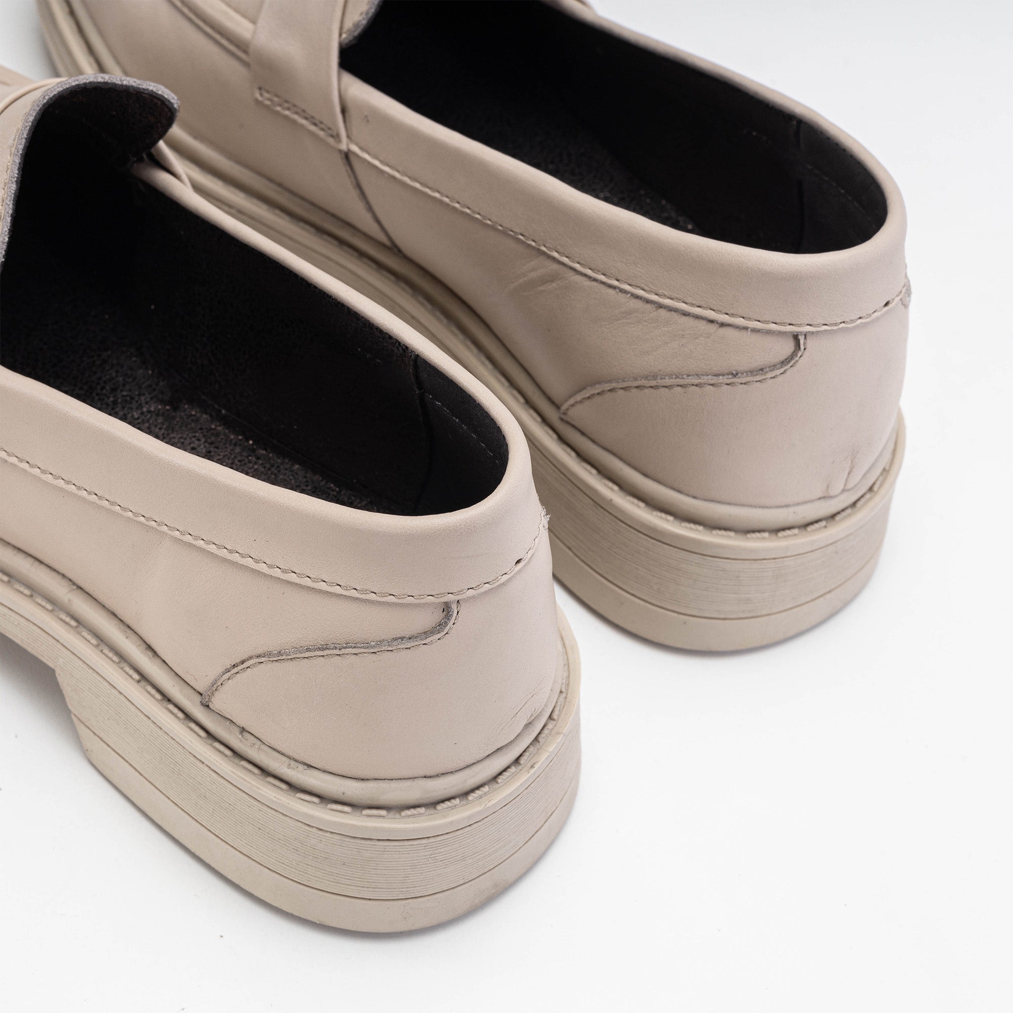 Volzak 6035 Chaussure en cuir Beige