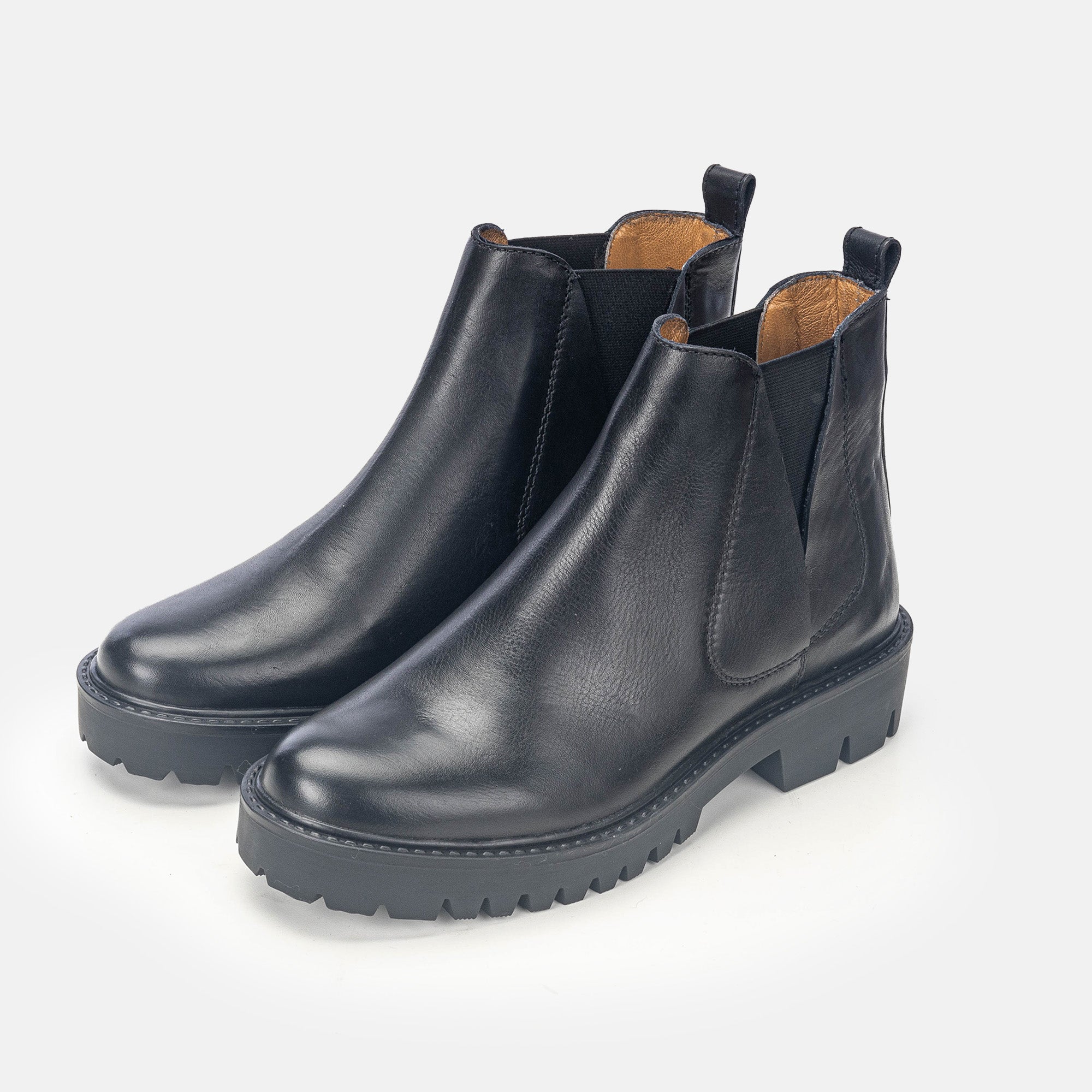 Volzak 9950 Black Leather Ankle Boot