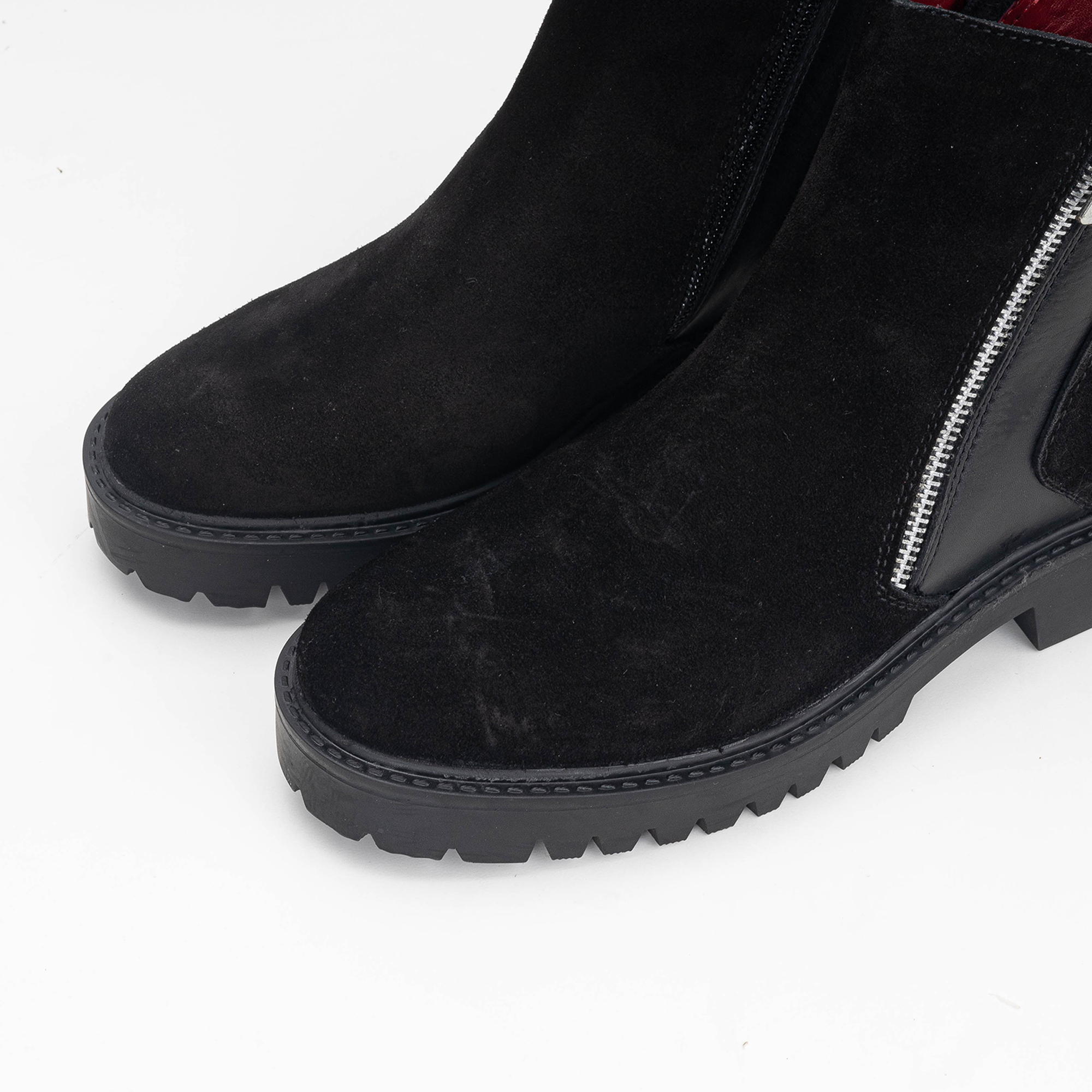 Volzak 1087 Suede Ankle Boot Black