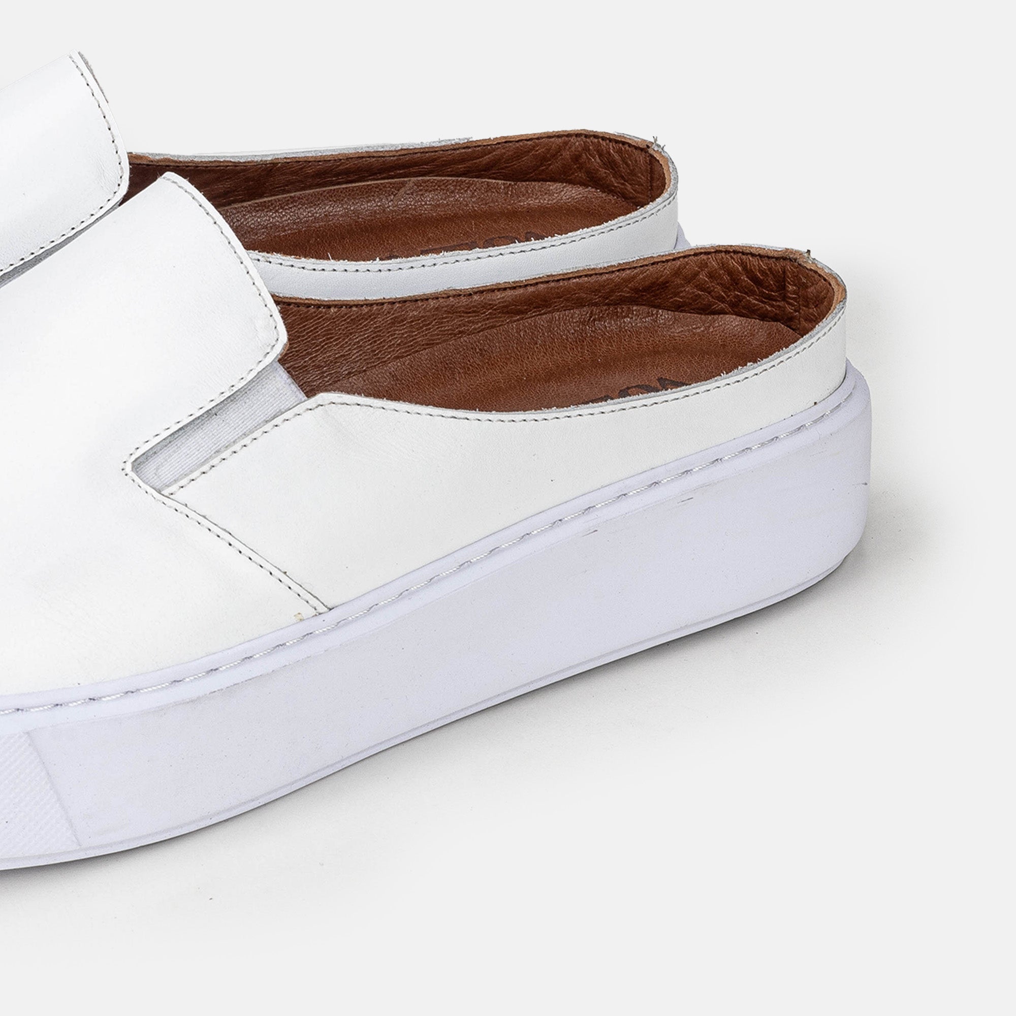 Volzak 5329 White Leather Mule