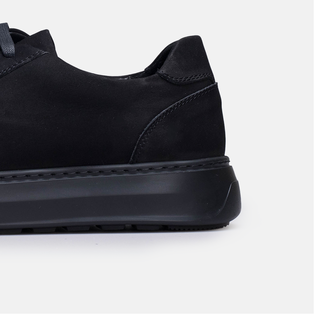 Volzak 6041 Nubuck sneaker Black