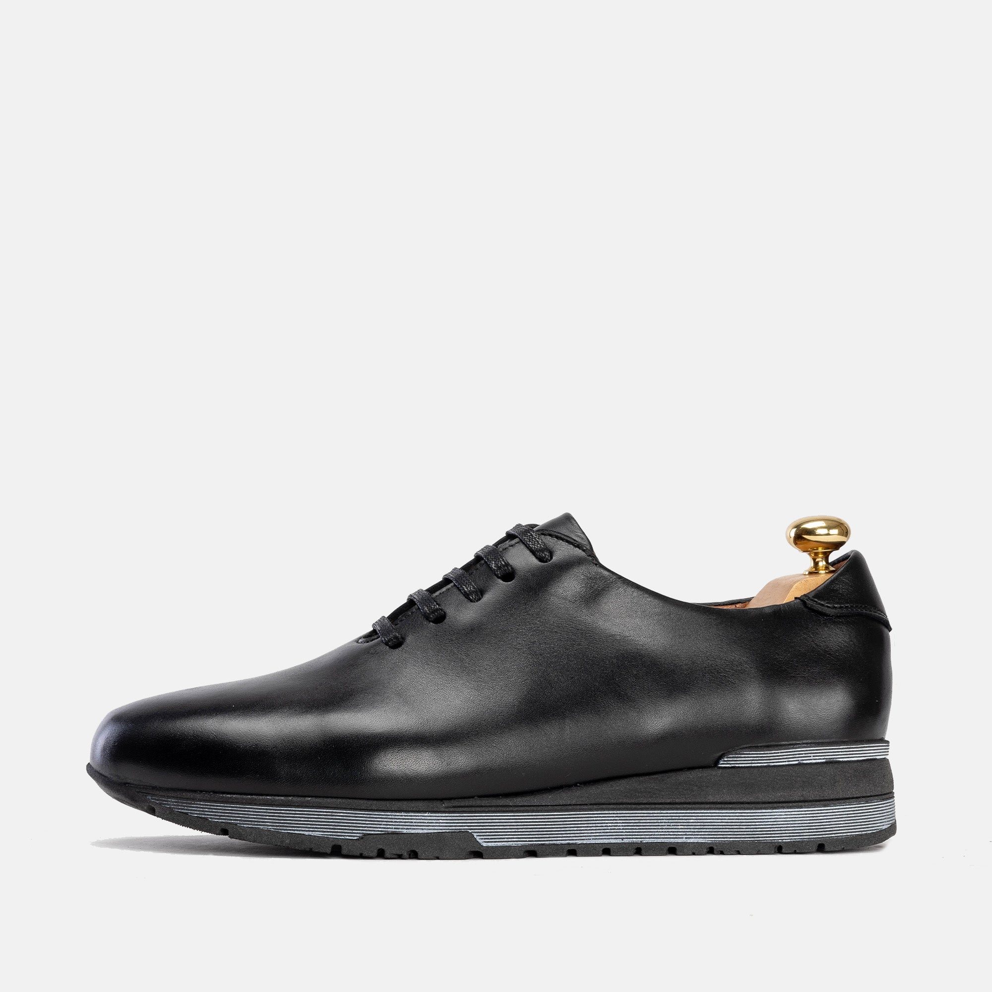Volzak 5154 Basket en cuir Noir