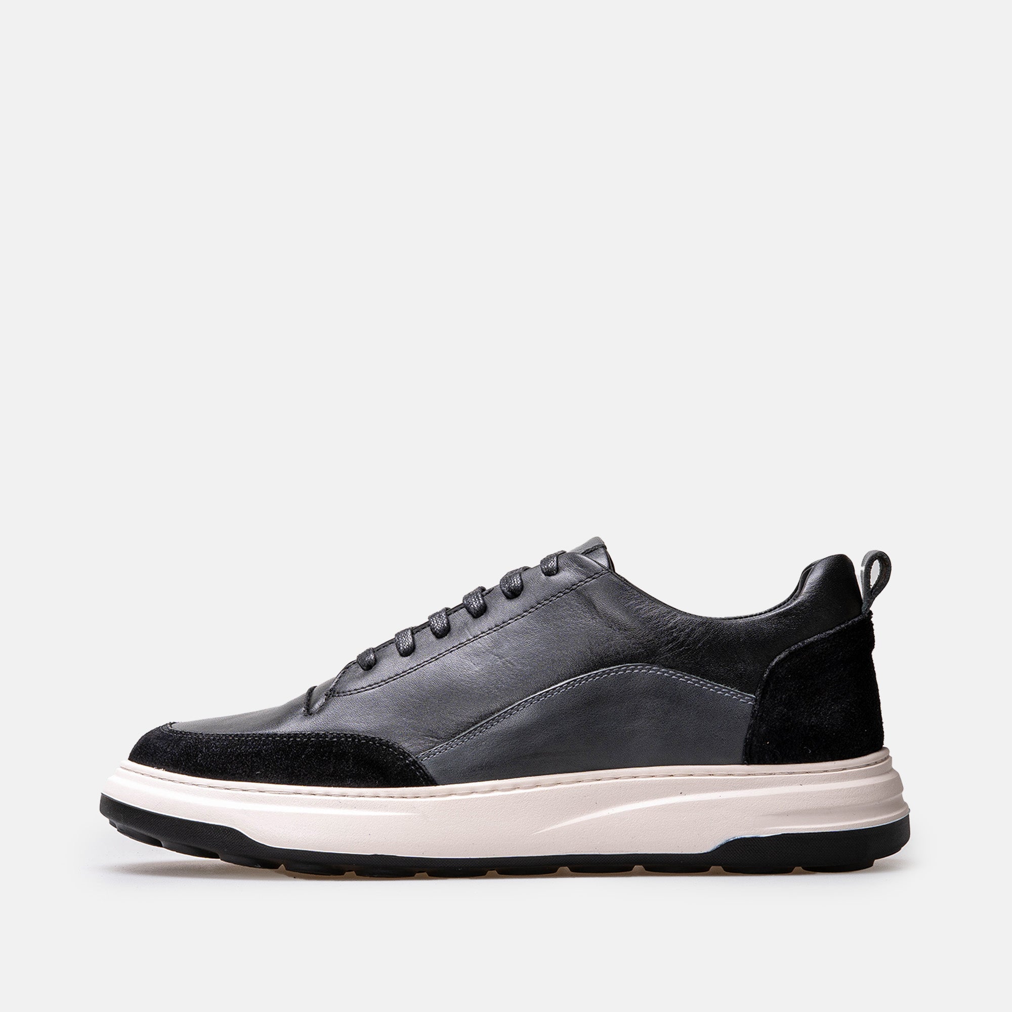 Volzak 6056 basket en cuir Noir