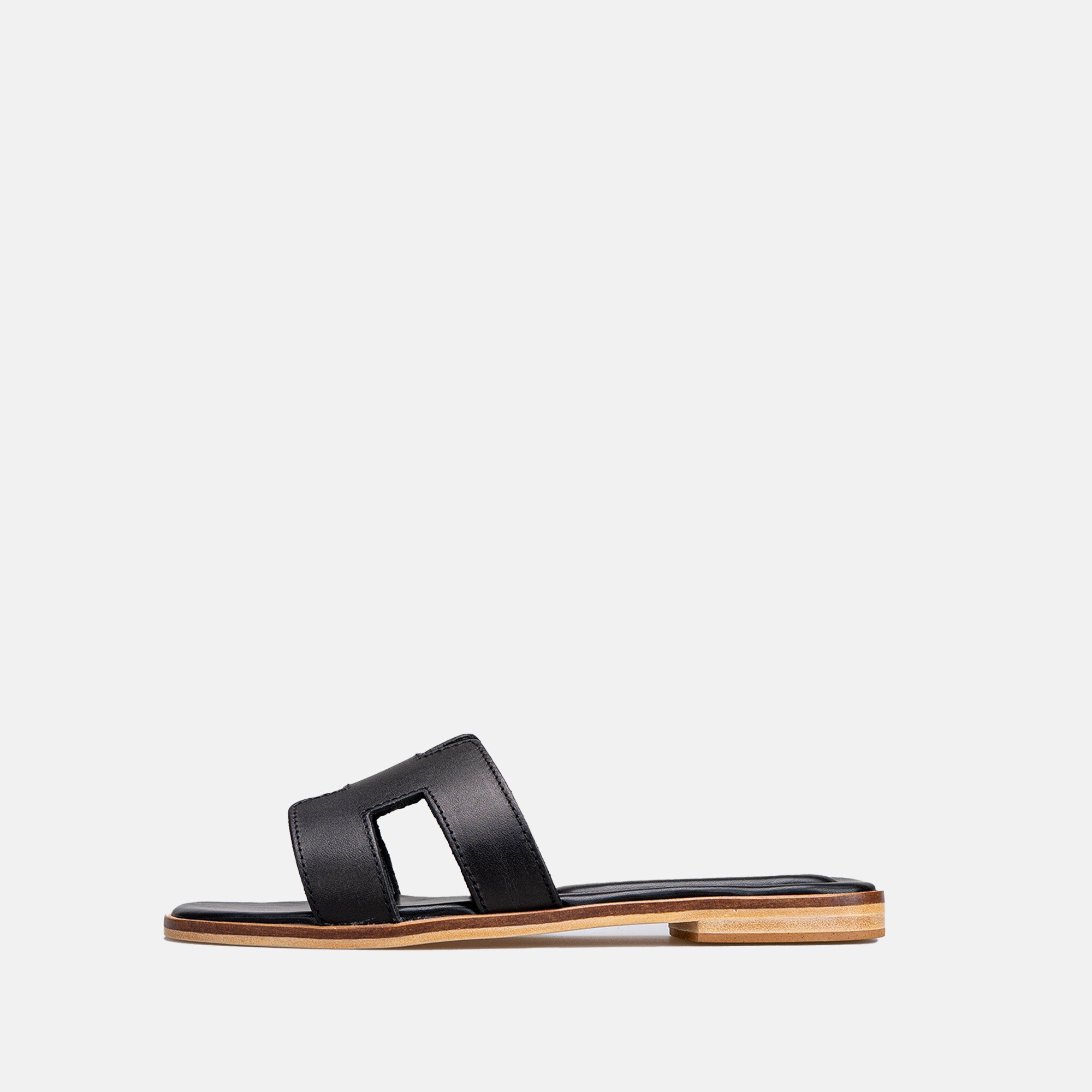 Volzak 900 Sandale en cuir Noir
