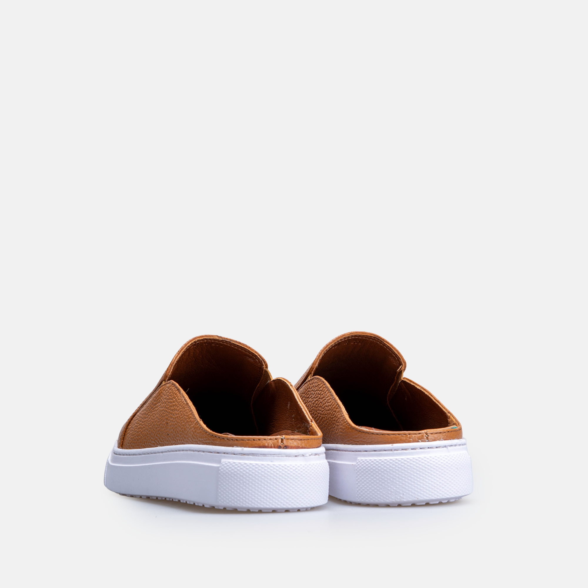 Volzak 301 Mule en cuir Camel