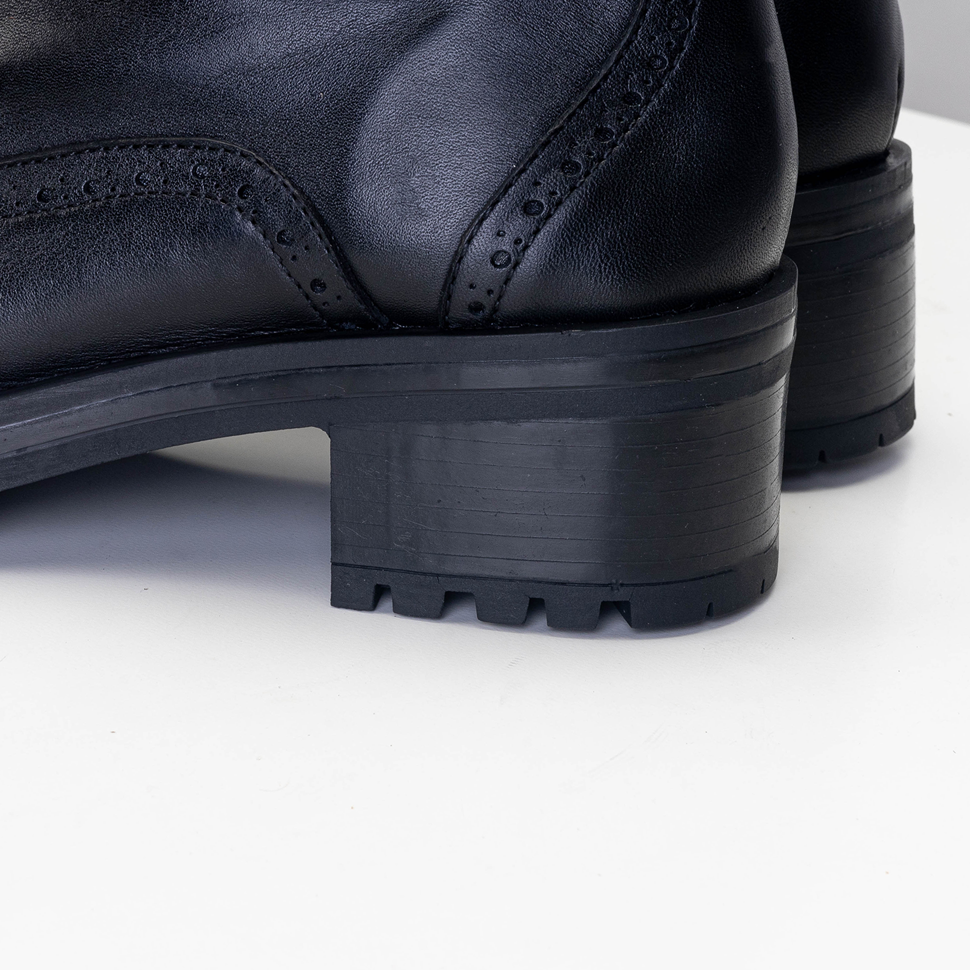 Volzak 2809 Black Leather Shoe