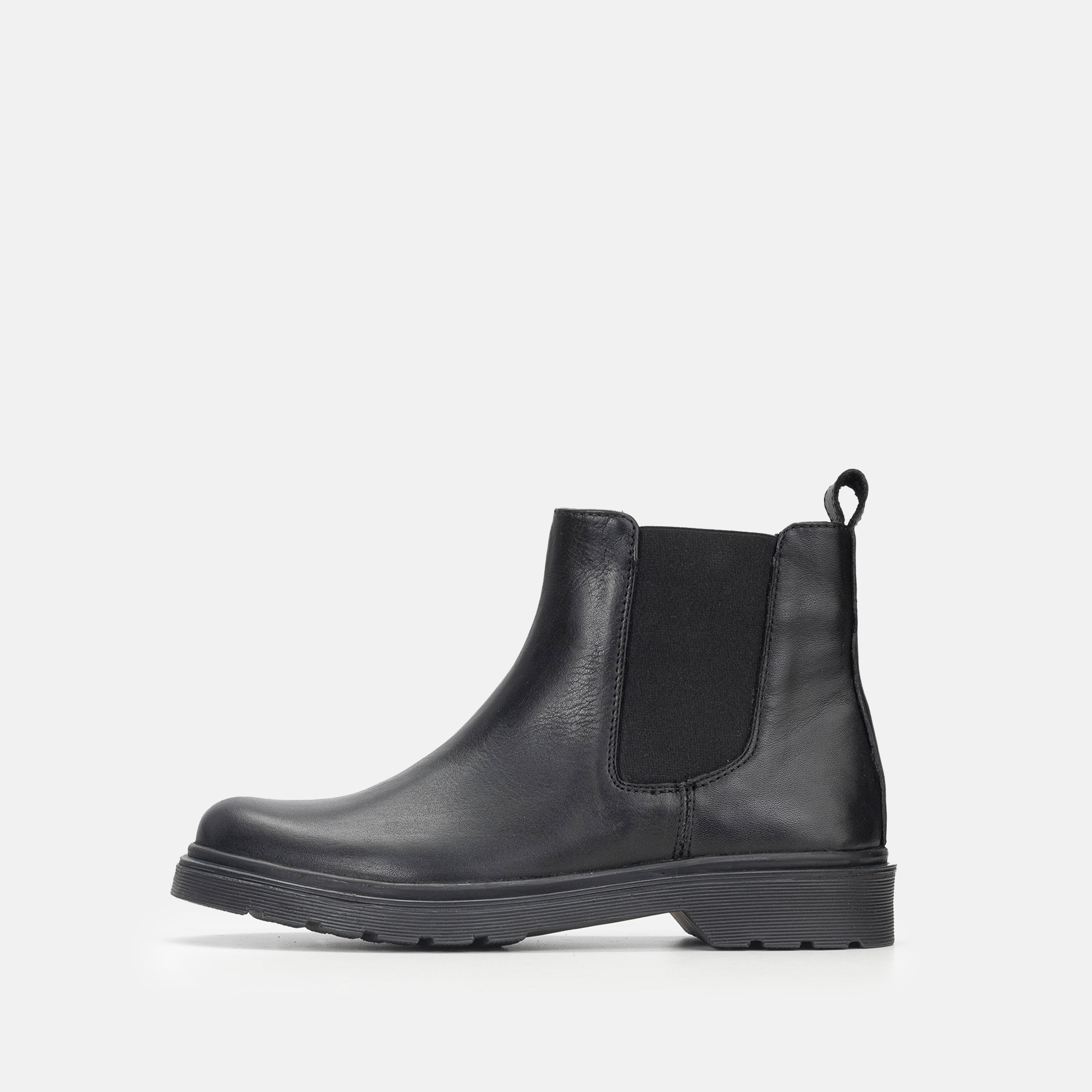 Volzak 5809 Black Leather Ankle Boot