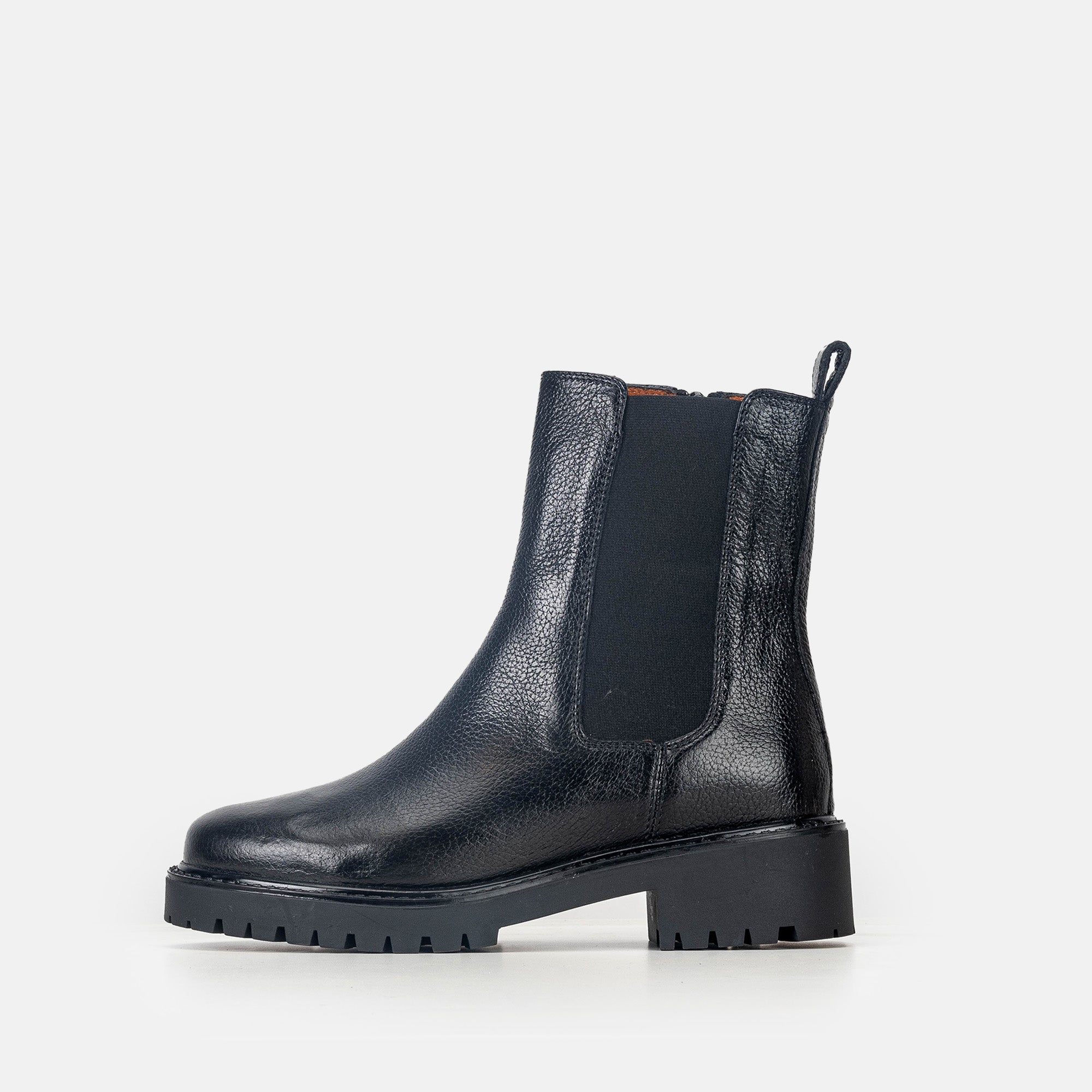 Volzak 7301 Black Grained Leather Ankle Boot