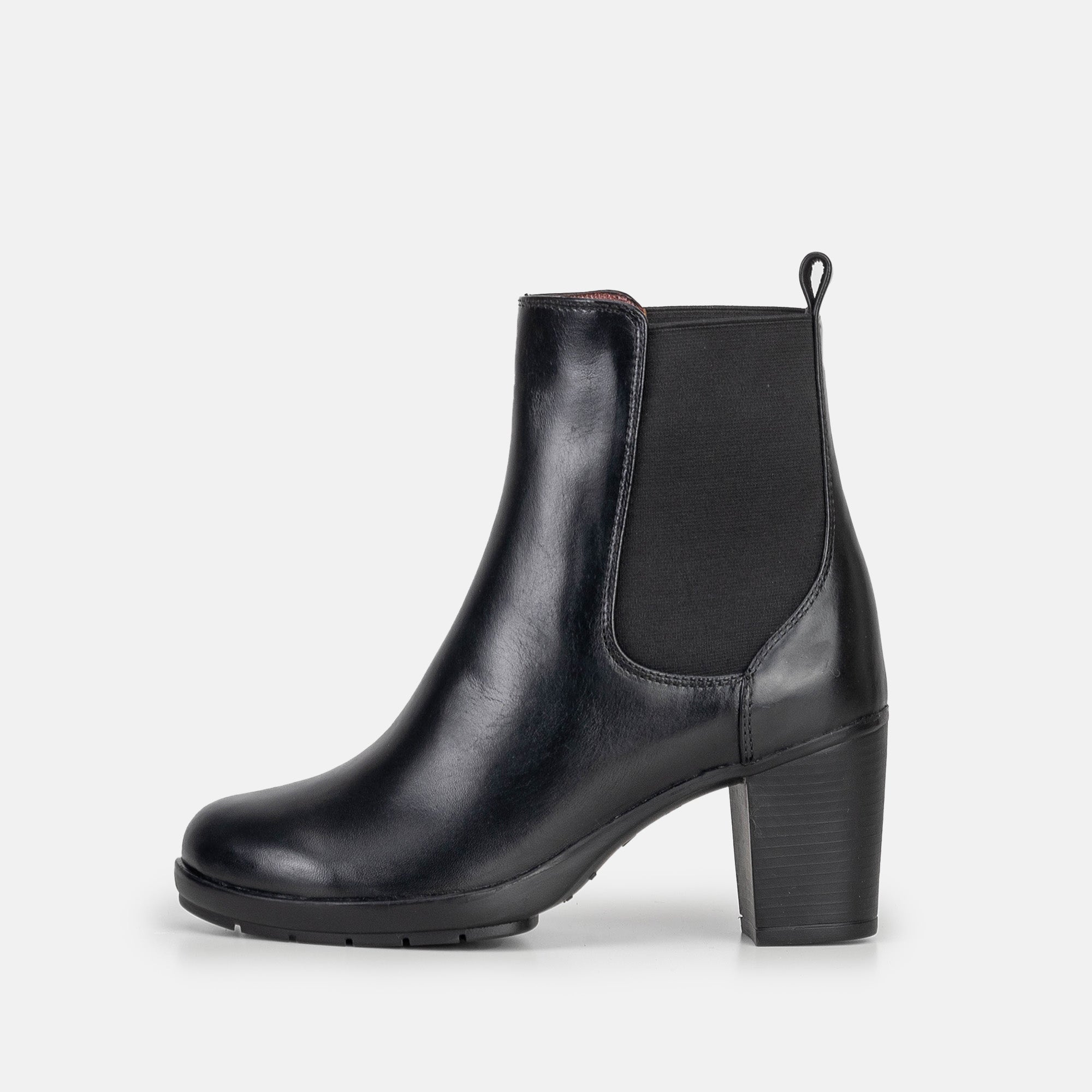 Volzak 1101 Black Leather Ankle Boot