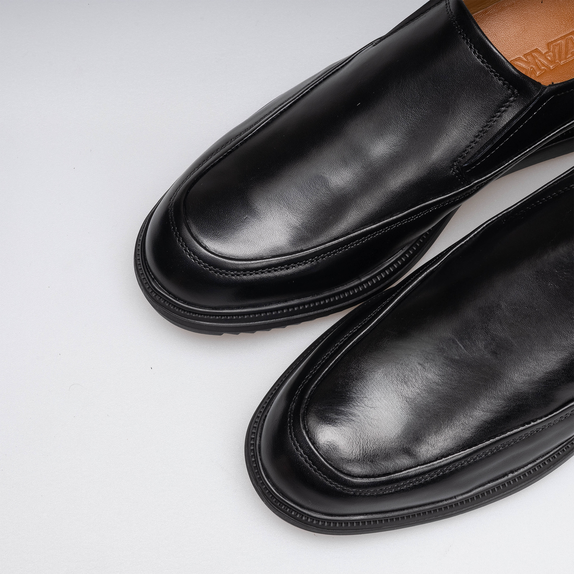 Volzak 4120 Chaussure en cuir Noir