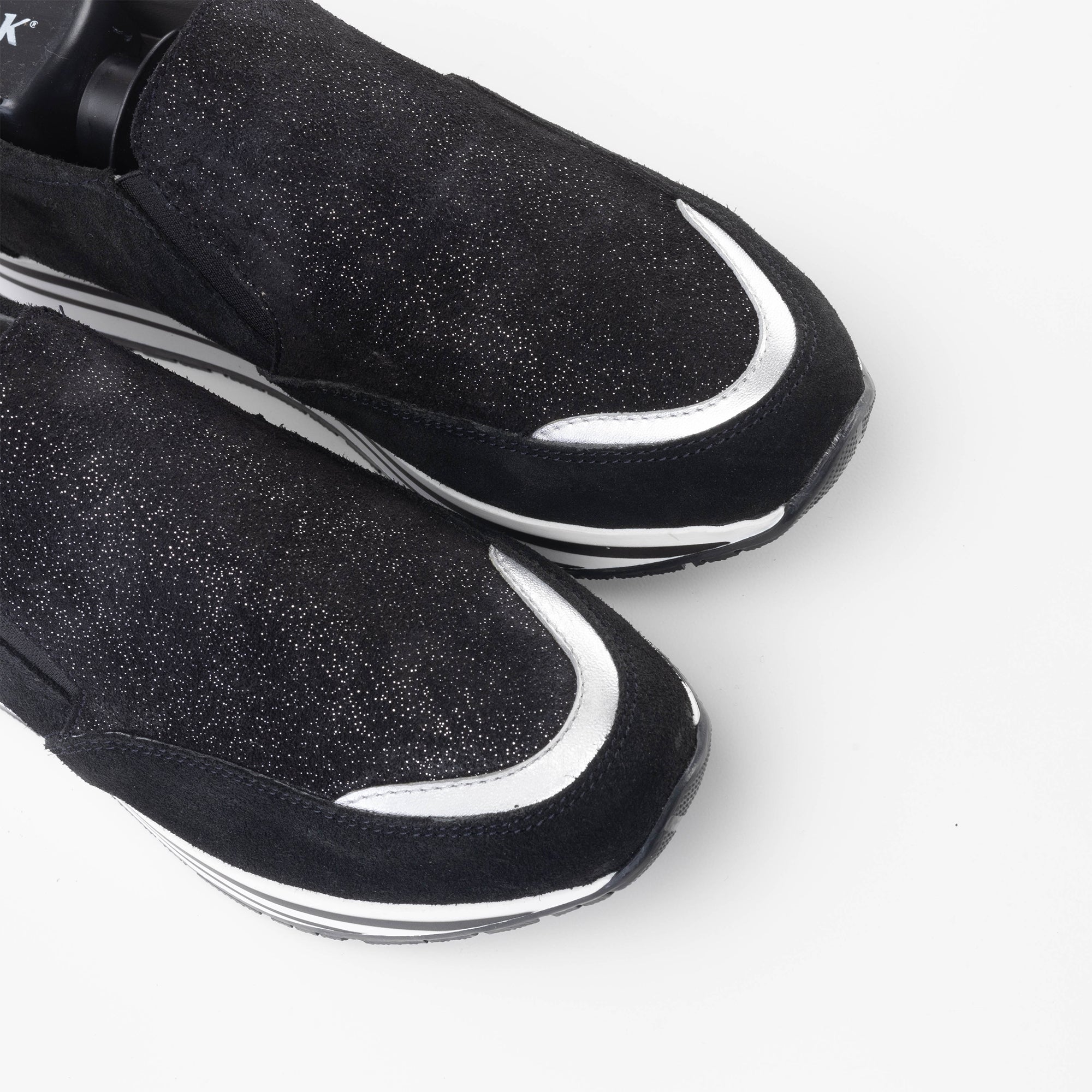 Volzak 144 Suede sneaker Black